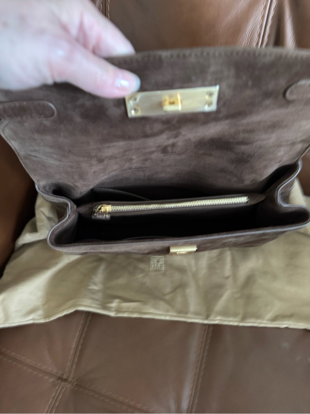 Parisa Wang Suede Top-Handle Women's Handbag in Chococate Brown - Medium Grace b - Picture 3 of 5